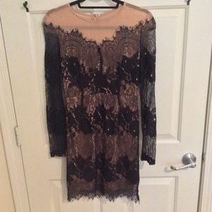 Long sleeve lace dress never been worn